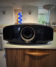 Sony VPL-VW300ES Native 4K Projector SXRD Home Cinema – Fully Working, No Remote
