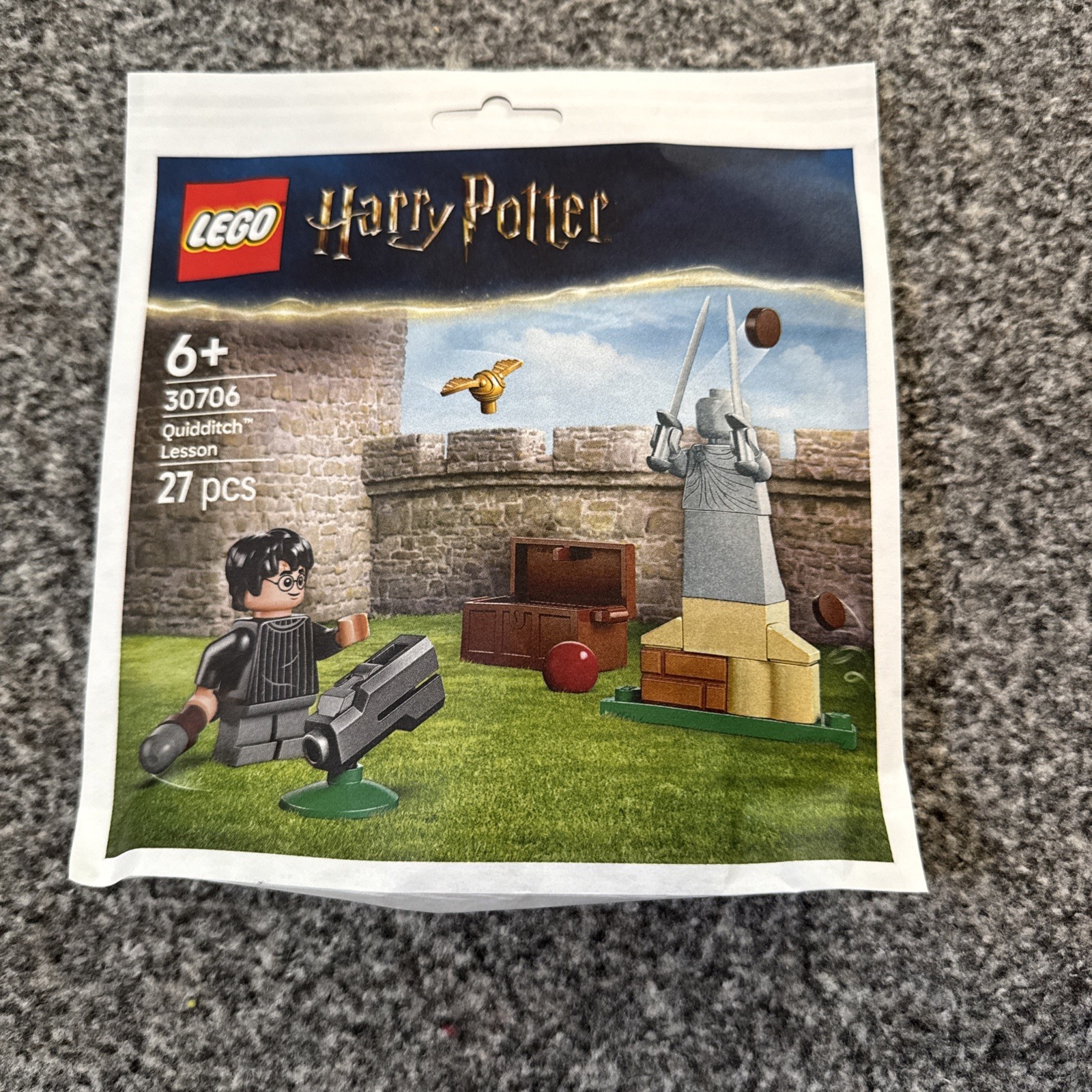 LEGO Harry Potter Quidditch Lesson Polybag 30706 - Image 6