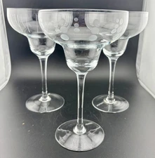 Mikasa Margarita Glasses Etched Lines and Spots Set of 3