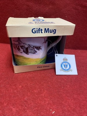 RAF GESCHENK TASSE Royal Air Force Bomber Command Lesser and Pavey Fine China NEU UND VERPACKT