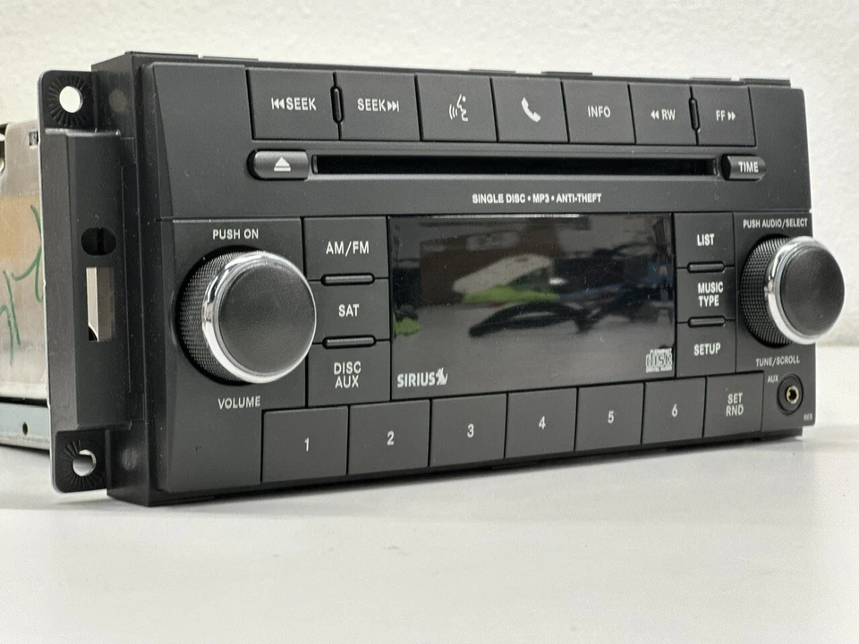 Jeep Dodge Chrysler Ram 2008-2018 radio por correo *servicio de reparación* Foto 2 de 4