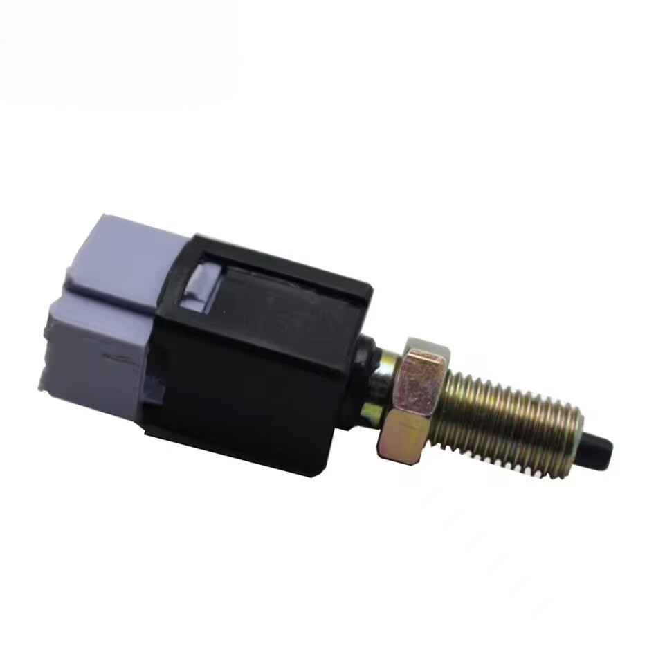 isuzu box truck brake booster light Original Switch Stop Lamp Short Chas For Isuzu NPR NQR NPR-HD NPR 4HE1