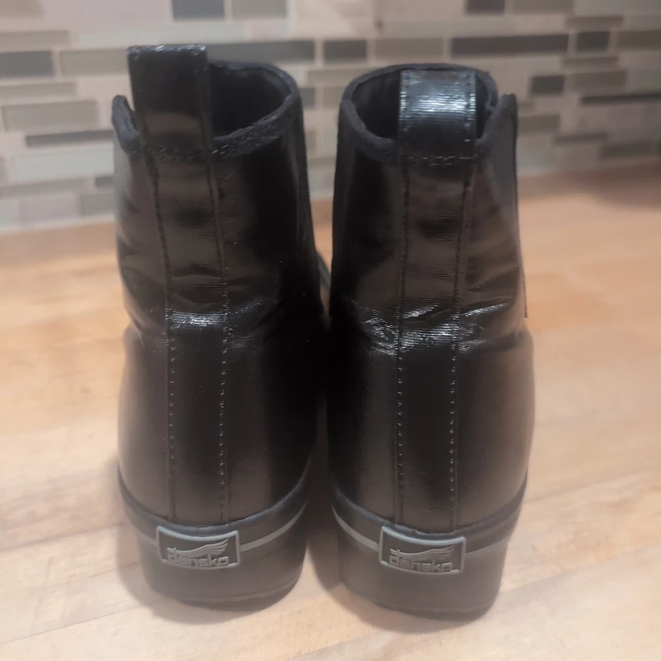 New Dansko Vail Black Rain Ankle Boots Women’s Size EU 38 Waterproof Canvas - Image 3 of 4
