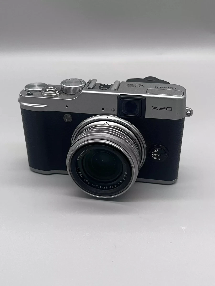 富士フイルム - FUJIFILM 富士フイルム X20 BLACK Amazon.com : Fujifilm X20 12 MP Digital Camera with 2.8-Inch