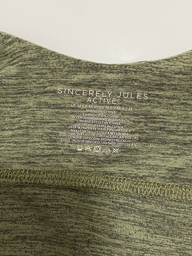 Sincerely Jules Active Women’s Sleeveless Tank Top Size M Green Twist V-neck - Picture 7 of 7