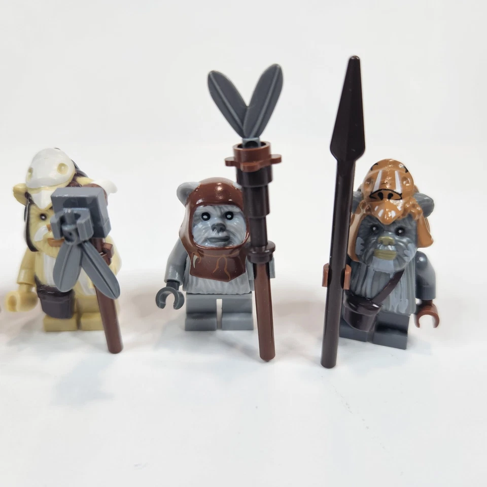 LEGO Star Wars Ewok Village 10236 Ewok Minifigura Lote de 5 Con Accesorios Foto 3 de 4