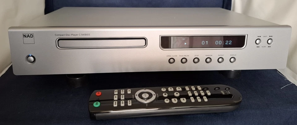 NAD C 545BEE High End CD Player inkl. CD 8 - Imagen 1 de 4