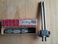 Vintage 2 Sheet Metal Tools Double Scribe & Starret Punch #818 Great Condition