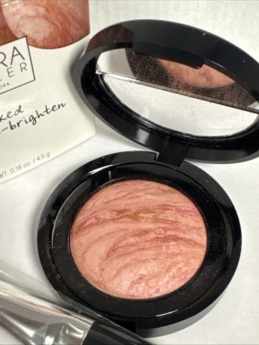 LAURA GELLER Baked Blush-N-Brighten Marbleized Blush 4g Pink Buttercream & Brush - Picture 2 of 7