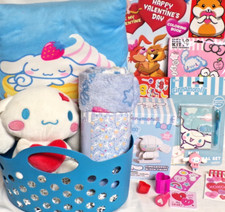 NEW CINNAMOROLL VALENTINES DAY GIFT BASKET PLUSH HEART DOLL TOYS BLANKET CANDY