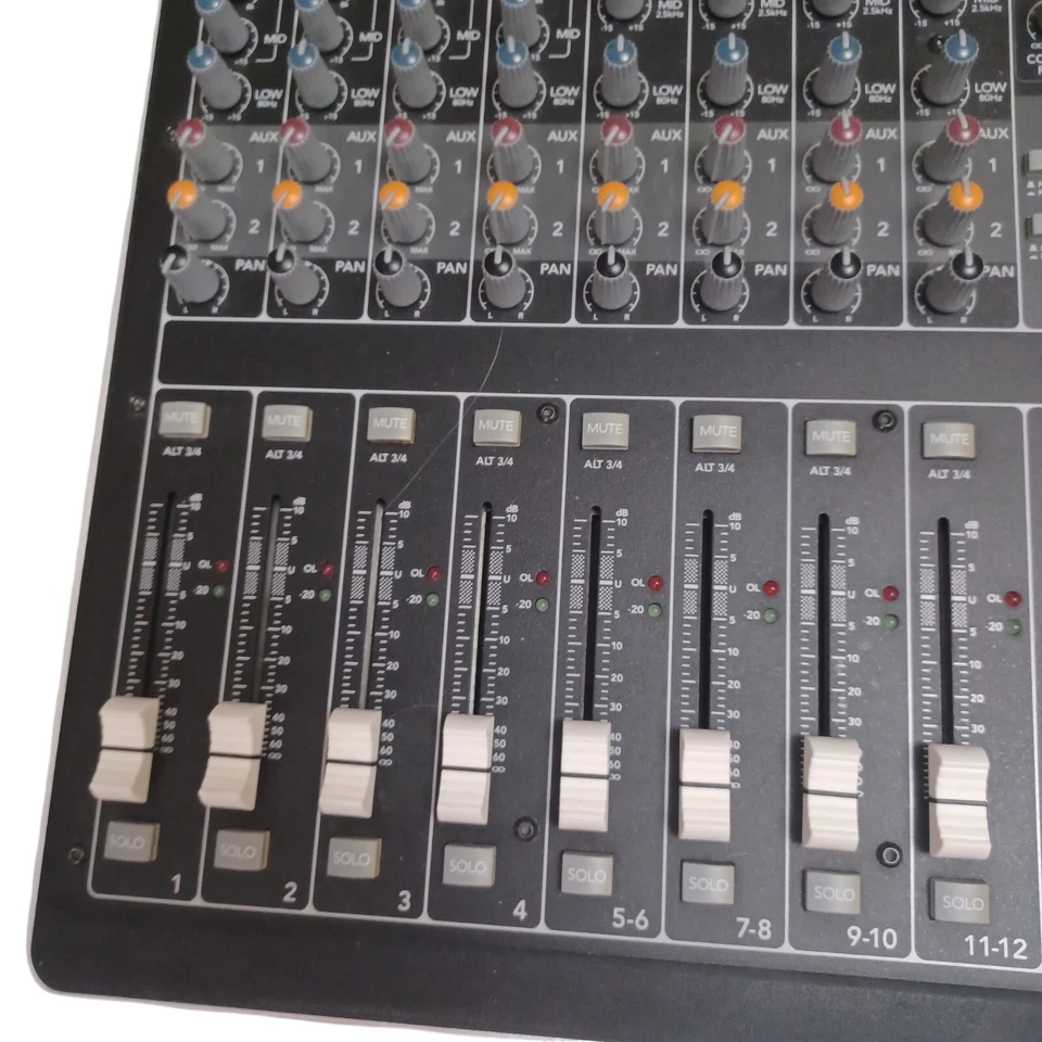 Mackie Onyx 1220i WITH FIREWIRE 12-Channel Mixer TESTED - Image 3 of 4