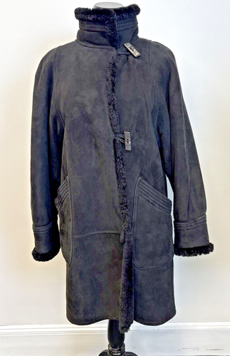 Shearling Coat Black Medium Women's Polished Wood Buttons