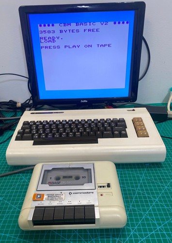 RARE PET Keyboard Commodore VIC 20 Tested Works With Power Supply & TV Connector - Afbeelding 14 van 16