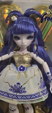 New In Hand Mirror Mi Suki Goldpetal MGA Exclusive Doll Teacup Delicate Emotion