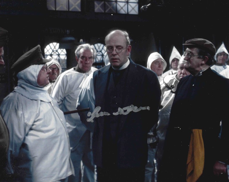 FRANK WILLIAMS (+2022) - Actor - Dad's Army / Reverend Farthing Autograph Photo