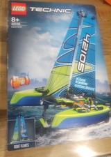 BOITE SET LEGO TECHNIC 42105 le voilier bateau CATAMARAN