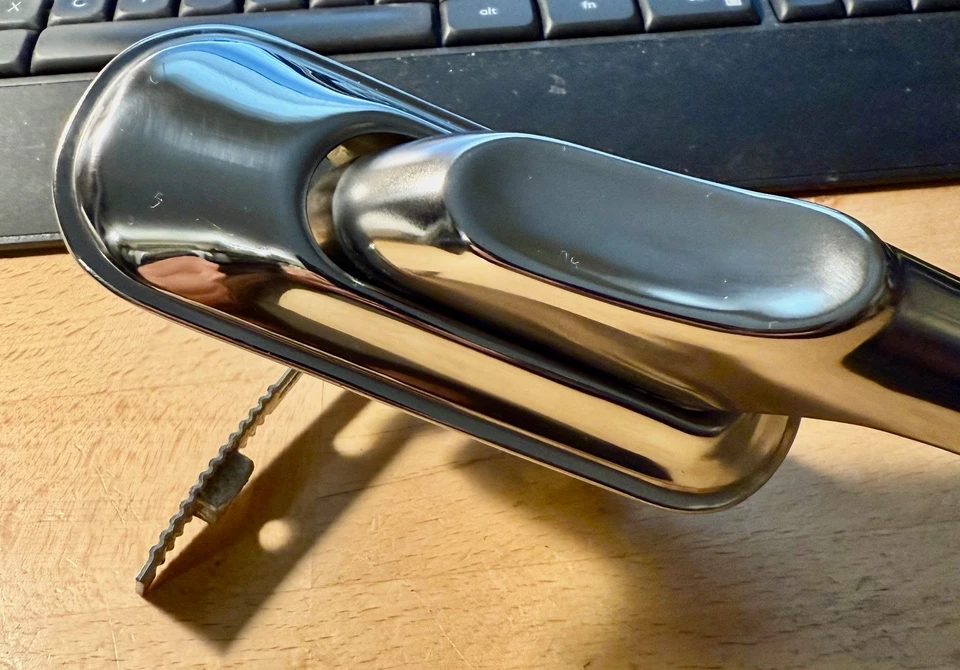 Manija de puerta "NOS" 1957 1958 1959 Plymouth Sport Fury Mopar NOS 57 58 59 PLYO PLY Foto 2 de 4