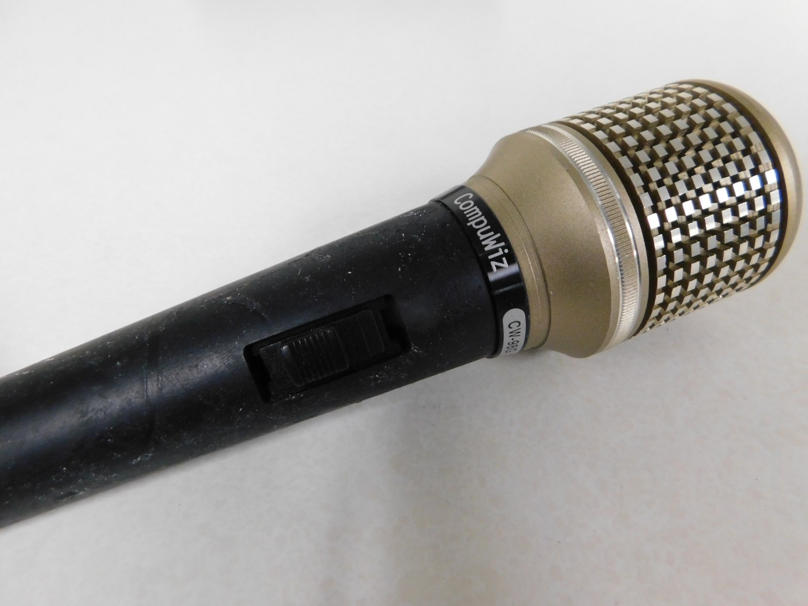 CompuWiz CW-98G Professional Dynamic Mic Microphone TESTED XLR