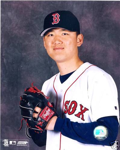 SUNG WOO KIM BOSTON RED SOX UNSIGNED 8X10 PHOTO - Picture 1 of 1