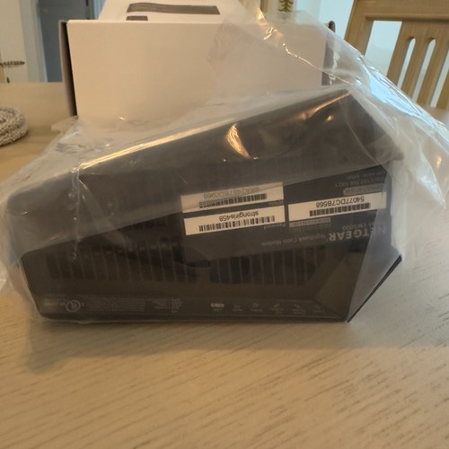NETGEAR Nighthawk CM3000 DOCSIS 3.1 Mid/high-Split Cable Modem,Black - Photo 5/13