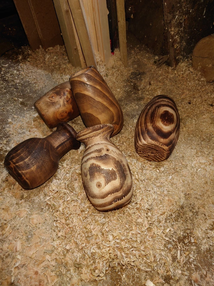 Handmade wooden Vases - Image 4 of 4