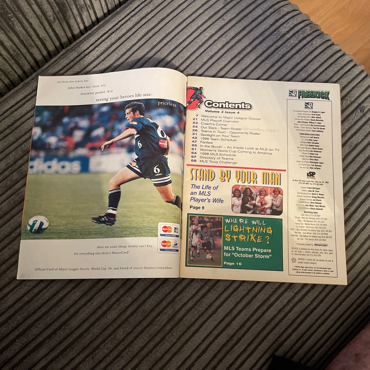 1998 FREE KICK THE OFFICIAL PROGRAM OF MLS MAJOR LEAGUE USA SOCCER