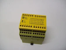 PILZ PZE 9 SAFETY CONTROL RELAY 8N/O 1N/C 120VAC - USED - FREE SHIPPING