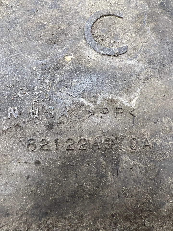 Bandeja de batería para Subaru para Tribeca (06-14) Legacy Outback (05-09) 82122AG10B Foto 2 de 3