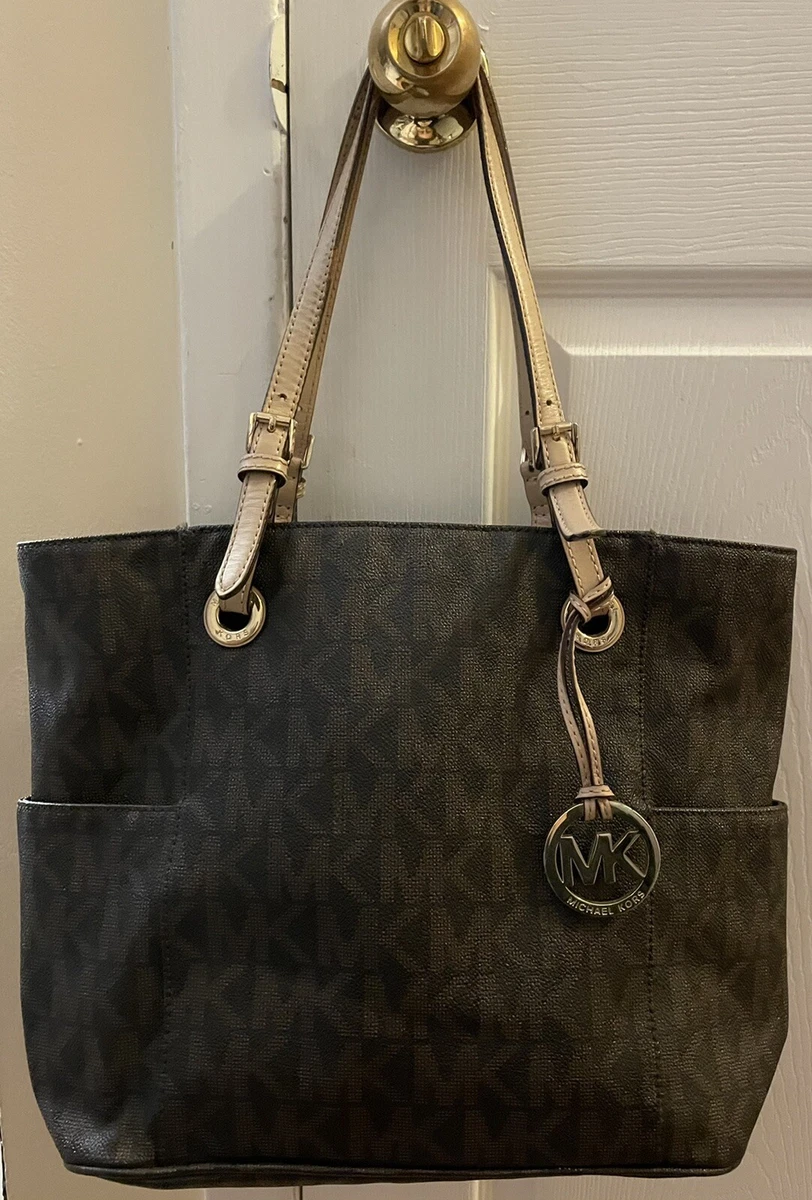 Mk monogram purse Clearance