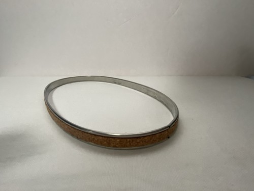 Lot of 2 Vintage Metal Embroidery Hoops Round 6" Oval 5X9" Spring Cork Lined USA - Picture 11 of 21