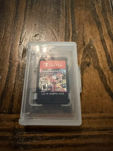 Mario Kart 8 Deluxe (Nintendo Switch) Cartridge Only TESTED includes case