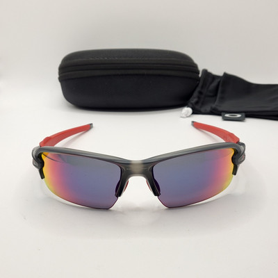 New OAKLEY FLAK 2.0 Matte Grey Smoke / Positive +Red Irid New OAKLEY FLAK 2.0 Matte Grey Smoke / Positive +Red Irid