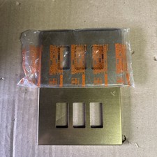 Coppia Placche In Alluminio  Color Bronzo  3 Moduli Bticino Serie Magic 503/13B