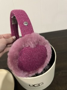 Ugg Earmuffs Wired for sale | eBay display picture 1