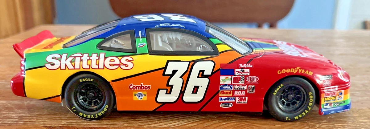 Hot Wheels 1:24 Diecast NASCAR Racecars for sale | eBay