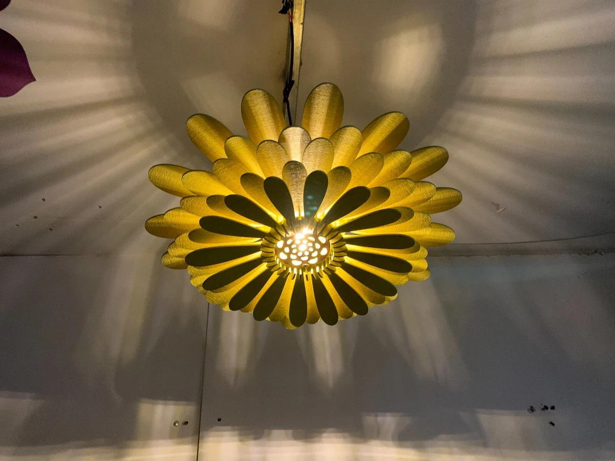 Daisy 2024 pendant light