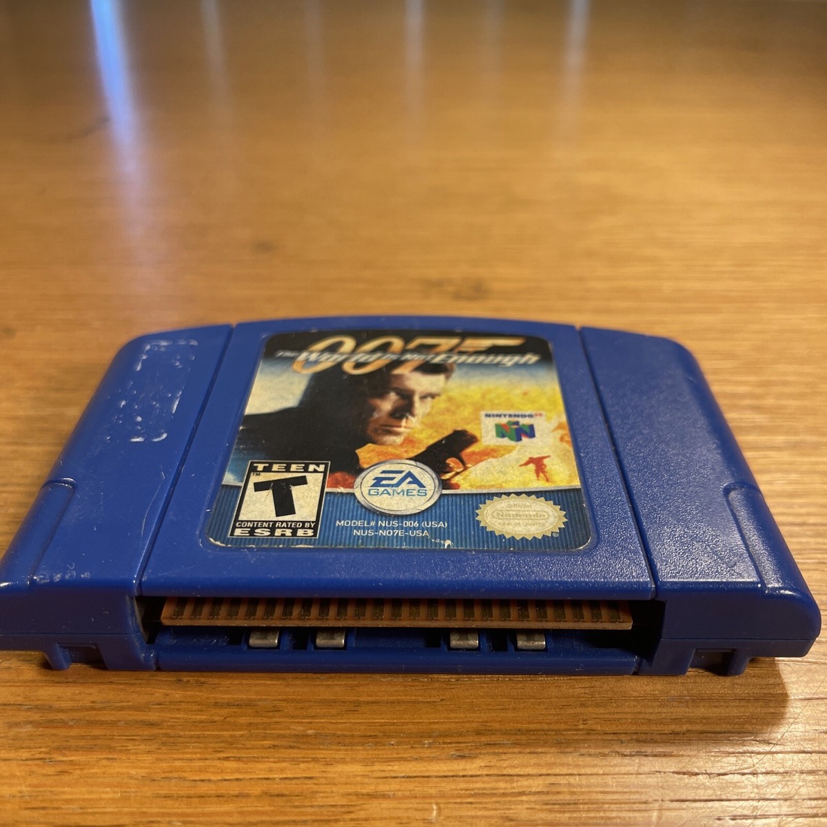 James Bond 007 The World is not Enough N64 - Nintendo 64