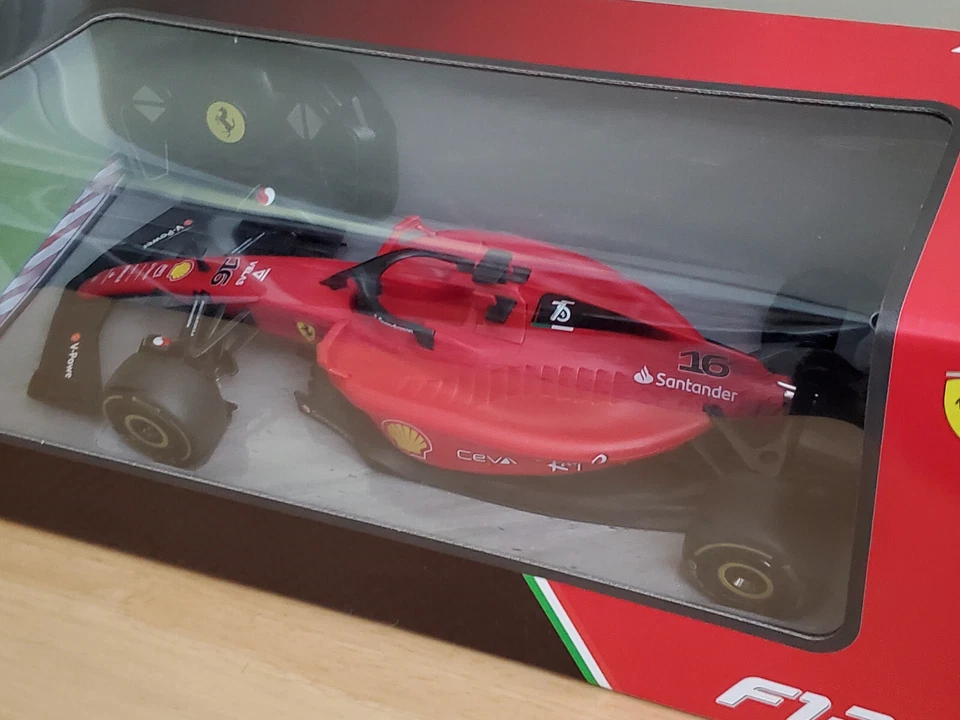 Rastar 2.4 GHz R/C F1 Car Ferrari F1-75 Scale 1:18 - Image 3 of 4