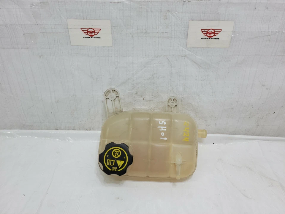2013-2021 Chevrolet Trax Engine Coolant Expansion Tank for Buick Encore Foto 3 de 3