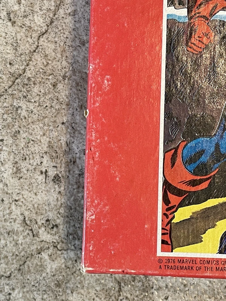 NEW SEALED 1976 Marvel Captain America 200 Piece Jigsaw Puzzle, Captain America - Image 4 of 4