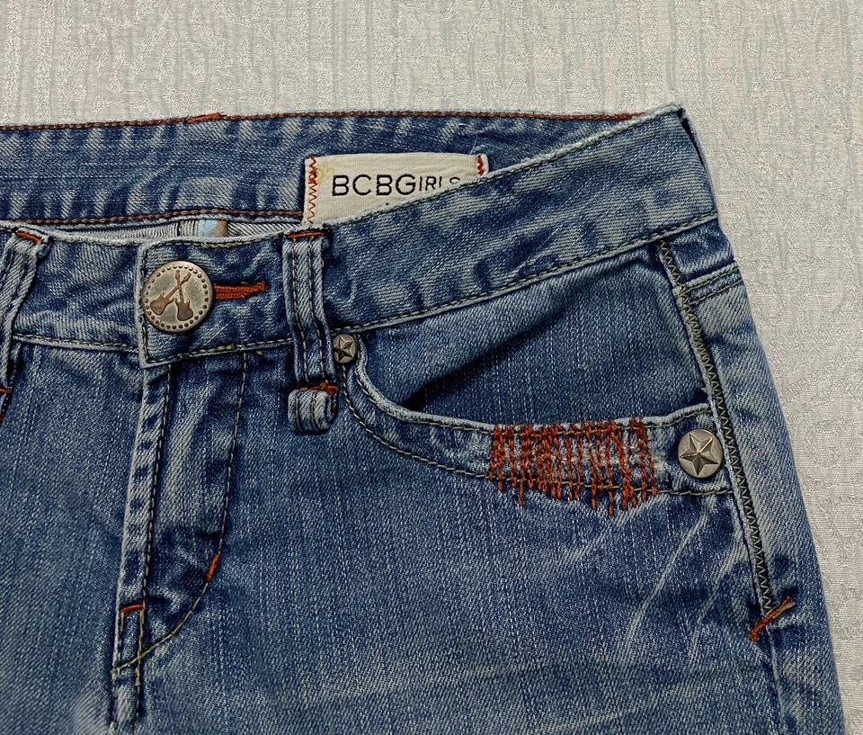 Pantalones de mezclilla rectos BCB para niñas talla 27 azul tiro bajo bigotes Foto 4 de 4