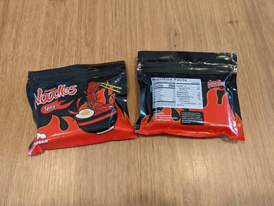 Instant Noodles SPICY V2 Playing Cards Poker Magic Cardistry Spielkarten BaoBao