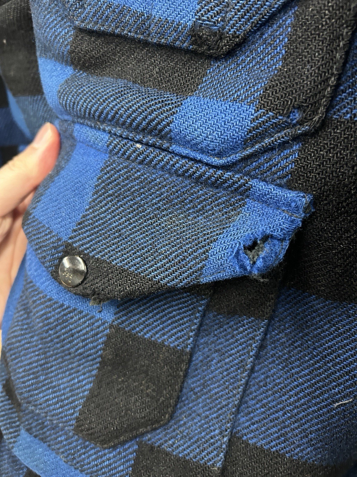 Vintage Black Bear Brand 1940s Blue Plaid Mackinaw Cruiser Jacket Distressed L image 5