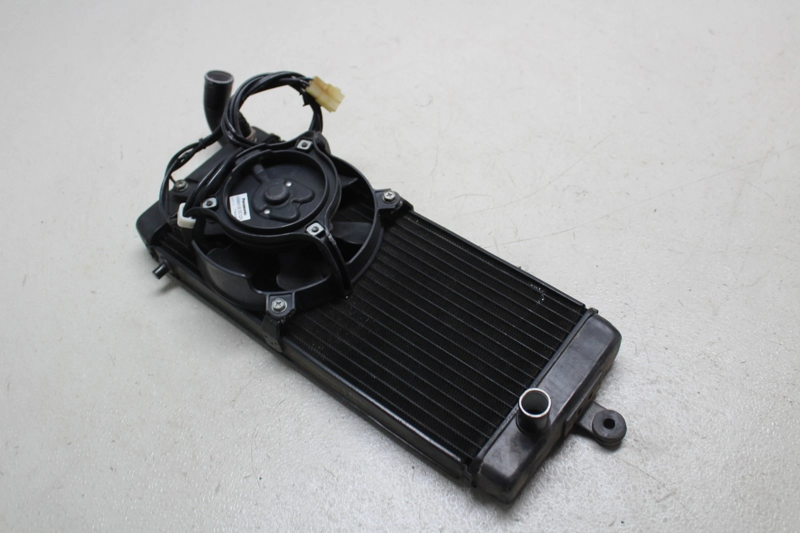 2004-2012 Honda Shadow Aero 750 Vt750c Engine Cooler Cooling Radiator Radiater
