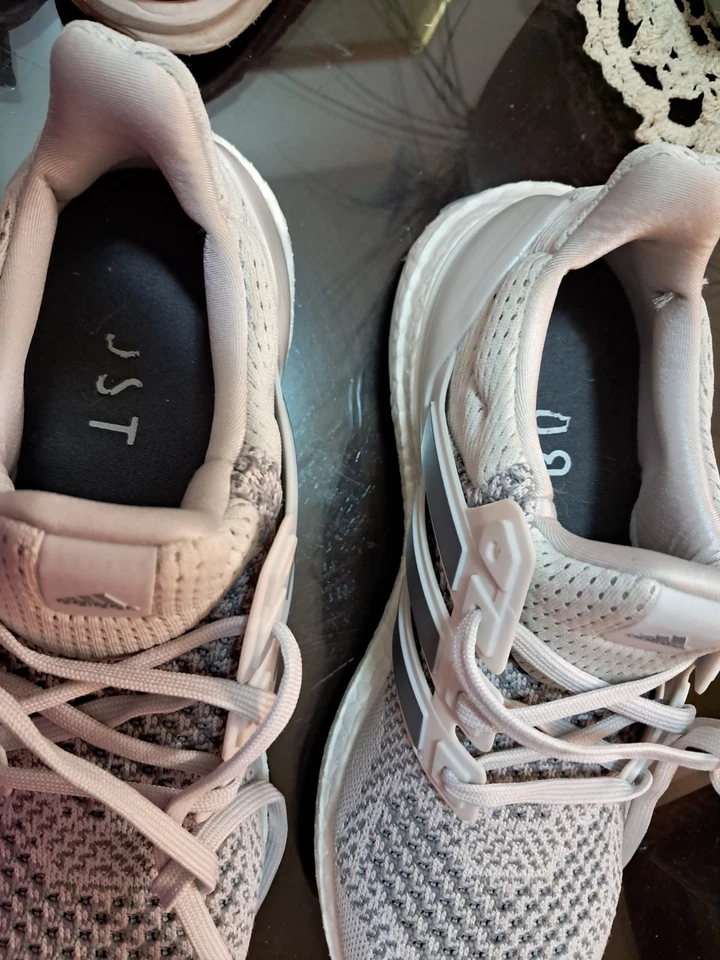 Adidas Ultraboost 1.0 женский размер 7 кроссовки белый спортивные кроссовки - Изображение 4 из 4