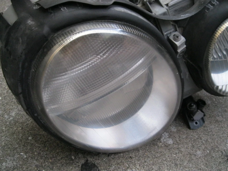 98-03 Mercedes-Benz W208 OEM Right Passenger Side HID Xenon Headlight Assembly Foto 3 de 4