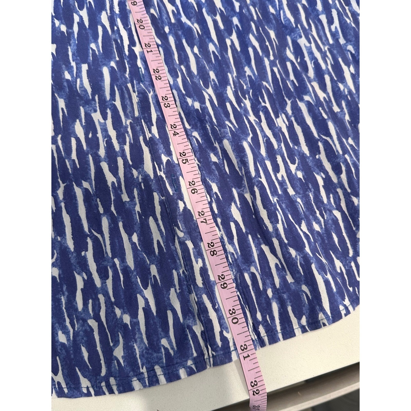 J Mclaughlin Abstract Print Button Down Long Slee… - image 4