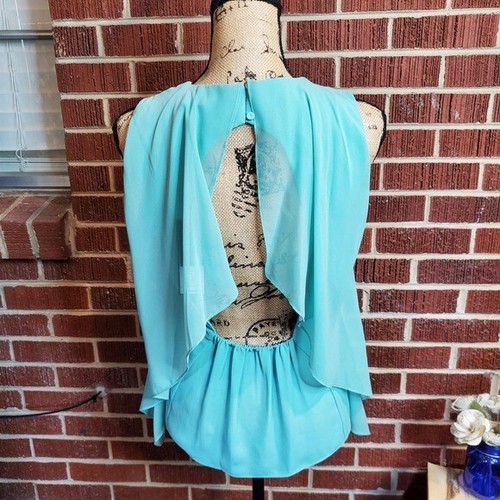 NEW BCBG MAXAZRIA IVORIE LIGHT AQUA RUFFLE KAFTAN FLUTTER OPEN BACK TOP SZ M - Picture 10 of 12