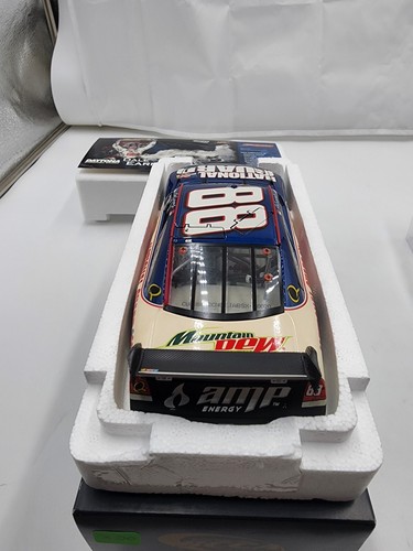 Dale Earnhardt Jr #88 National Guard Shootout Win 2008 1:24 Impala SS Club Car - Picture 6 of 12