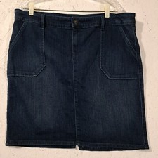 Liz Claiborne Women's Blue Denim Jean Skirt Zipper Front and Back Pockets Sz 14